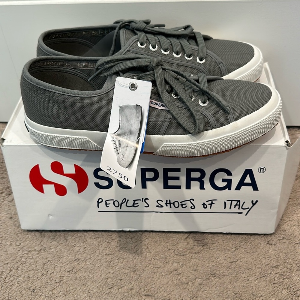 NWT Superga 2750 Canvas Sneakers!
